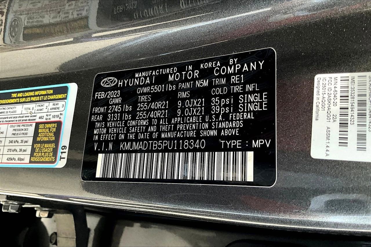 Used 2023 Genesis GV70 2.5T w/ Sport Prestige Package image 8