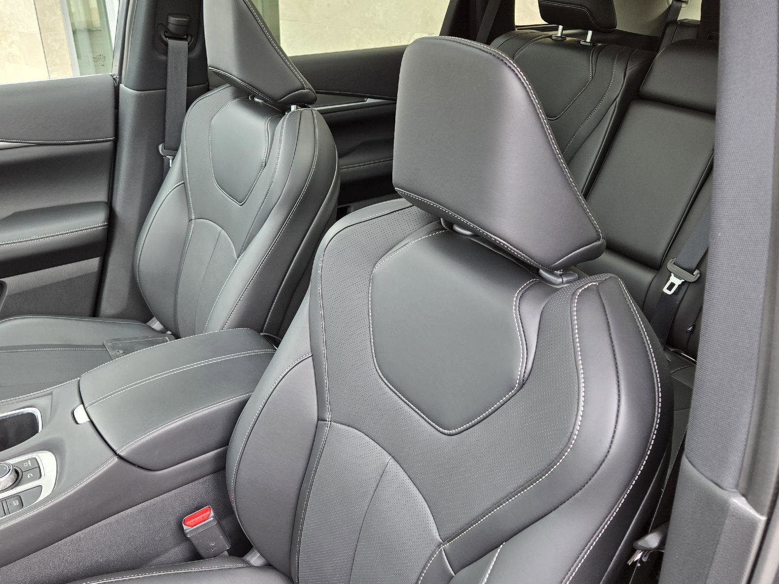 Certified 2026 INFINITI QX60 Pure w/ Cargo Package image 7