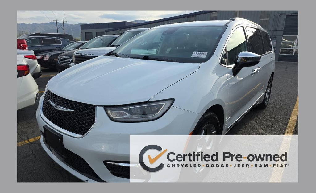 Certified 2023 Chrysler Pacifica Limited FWD image 1