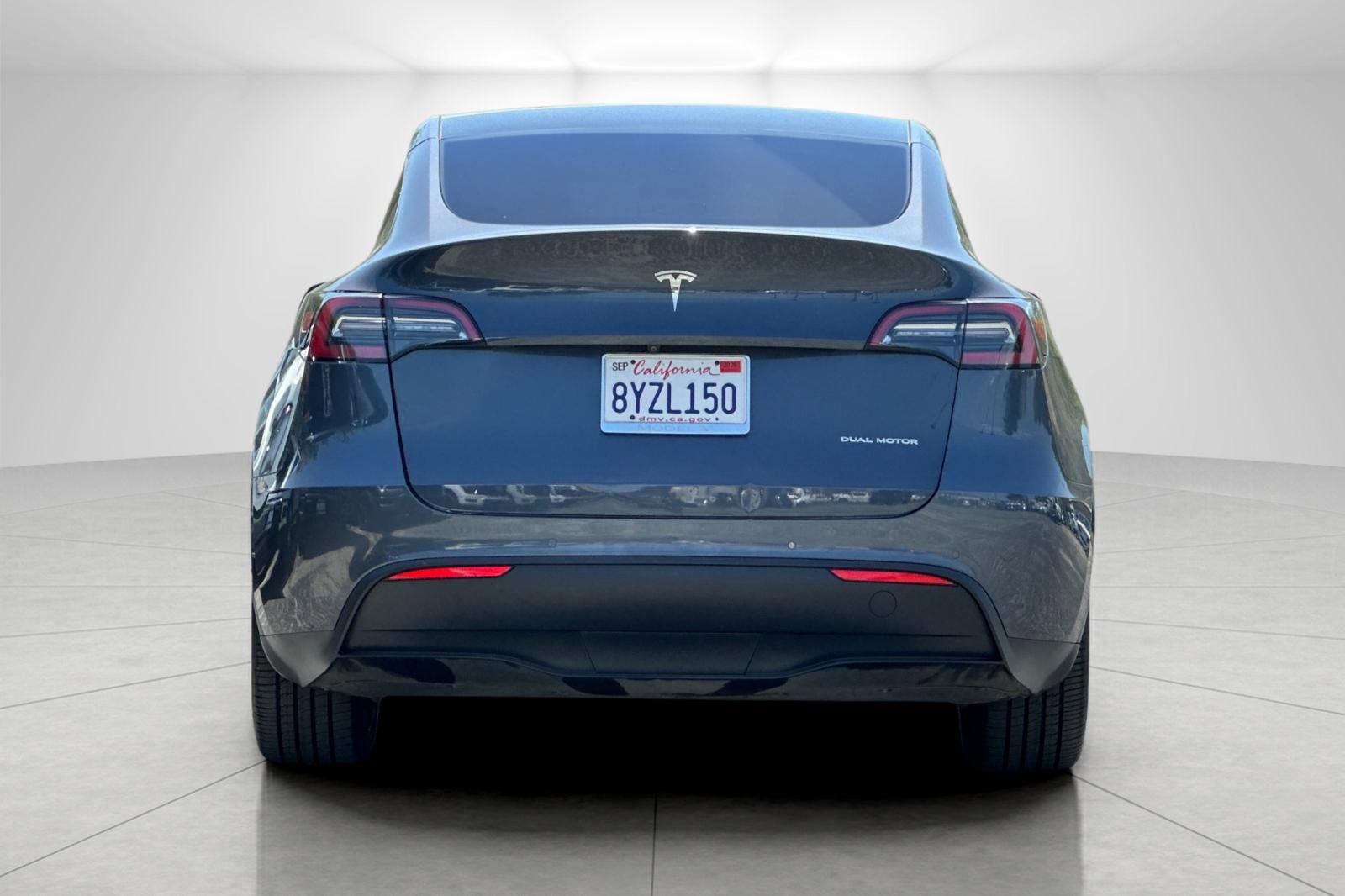 Used 2021 Tesla Model Y Long Range AWD/4WD image 4
