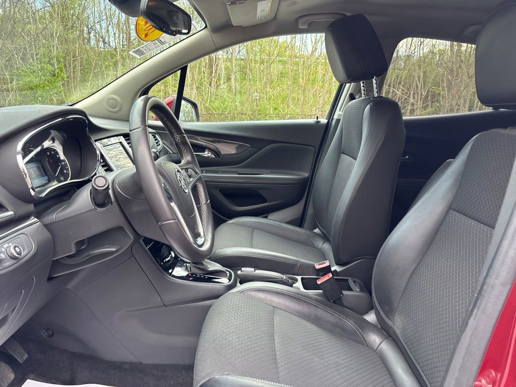 Used 2022 Buick Encore Preferred w/ Safety Package AWD/4WD image 9