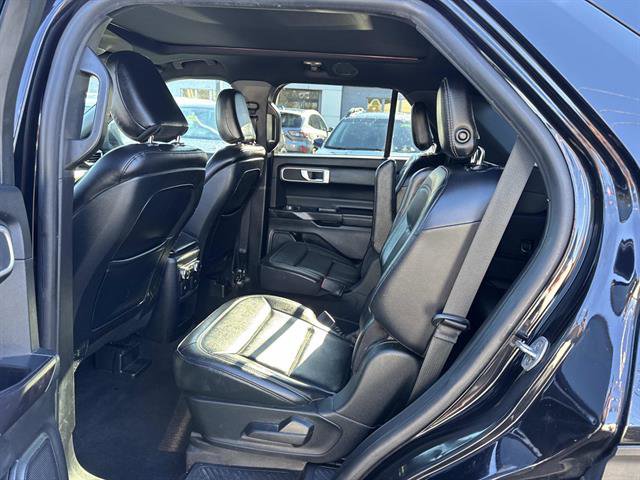 Used 2020 Ford Explorer XLT w/ Equipment Group 202A image 27