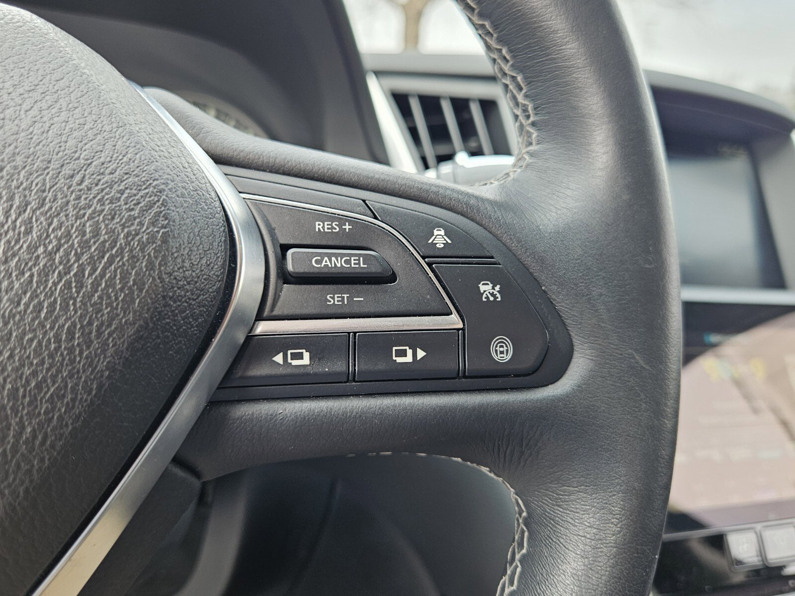 Certified 2023 INFINITI Q50 Luxe w/ Cargo Package image 23