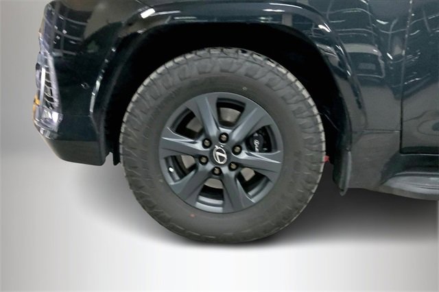 Used 2025 Lexus LX 700h Overtrail image 8