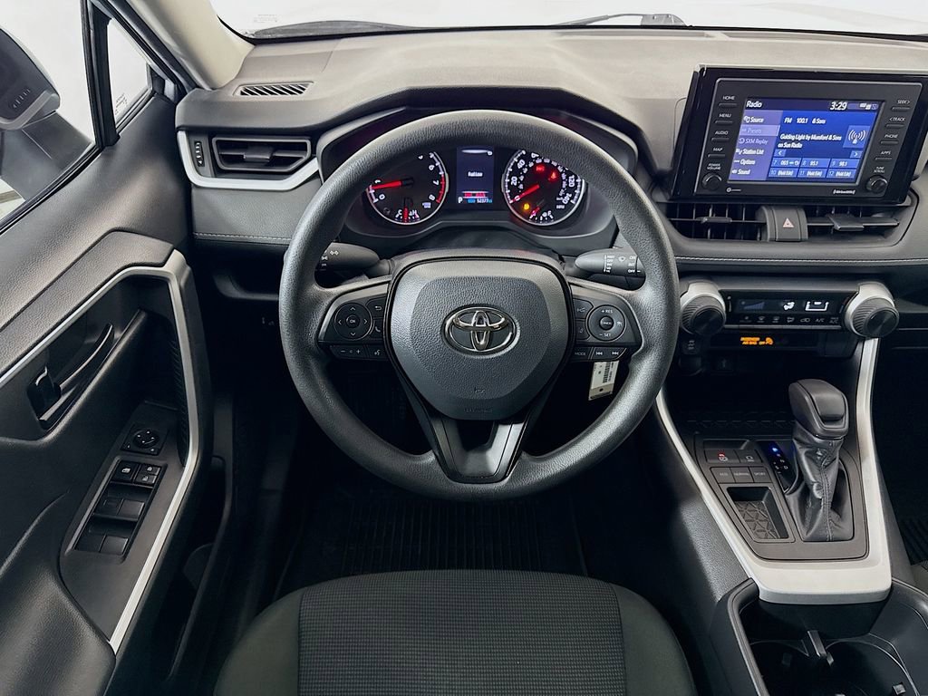 Used 2022 Toyota RAV4 LE FWD image 20