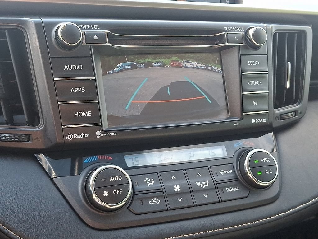 Used 2016 Toyota RAV4 XLE w/ Preferred Accessory Package FWD image 19