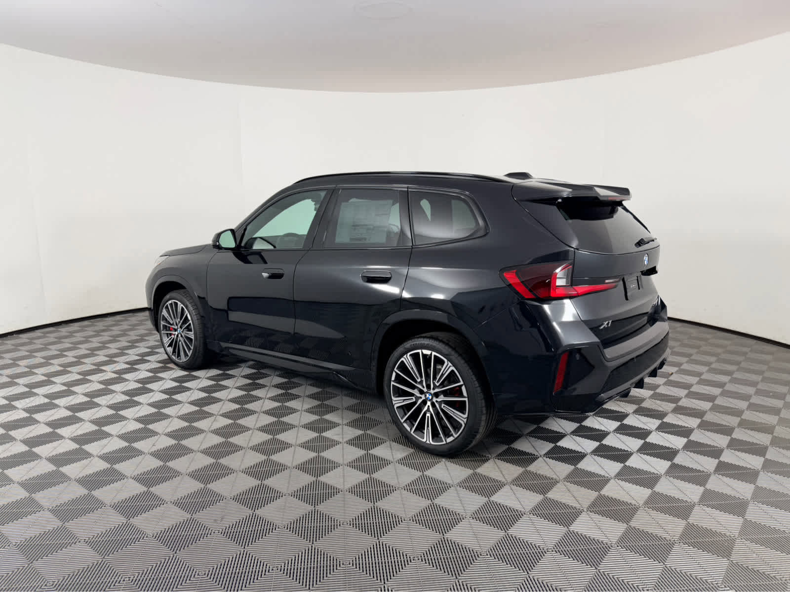 New 2026 BMW X1 xDrive28i w/ Technology Package image 6