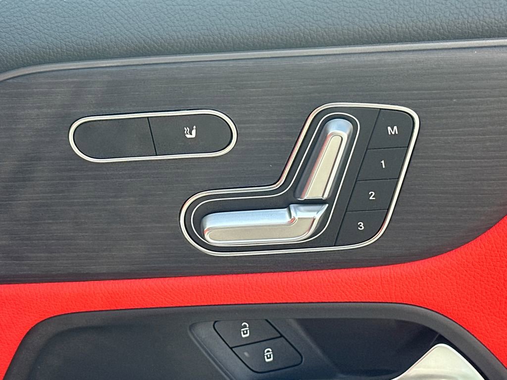 New 2026 Mercedes-Benz GLA 35 AMG 4MATIC image 16