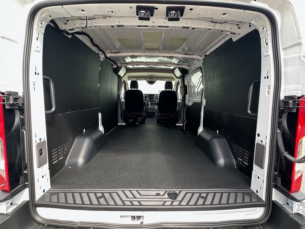 New 2025 Ford Transit 350 Low Roof image 21