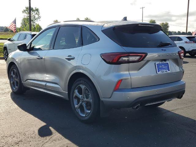 Certified 2023 Ford Escape ST-Line w/ Tech Pack #1 FWD image 3