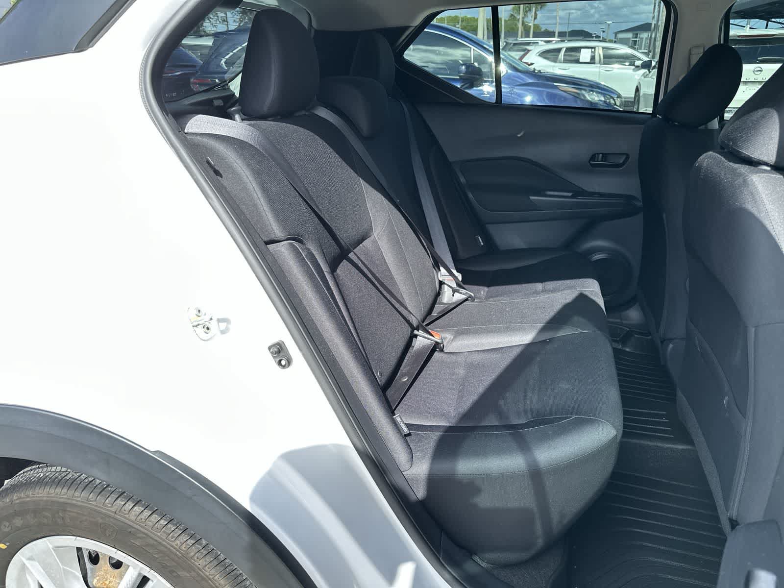 Used 2023 Nissan Kicks S FWD image 18