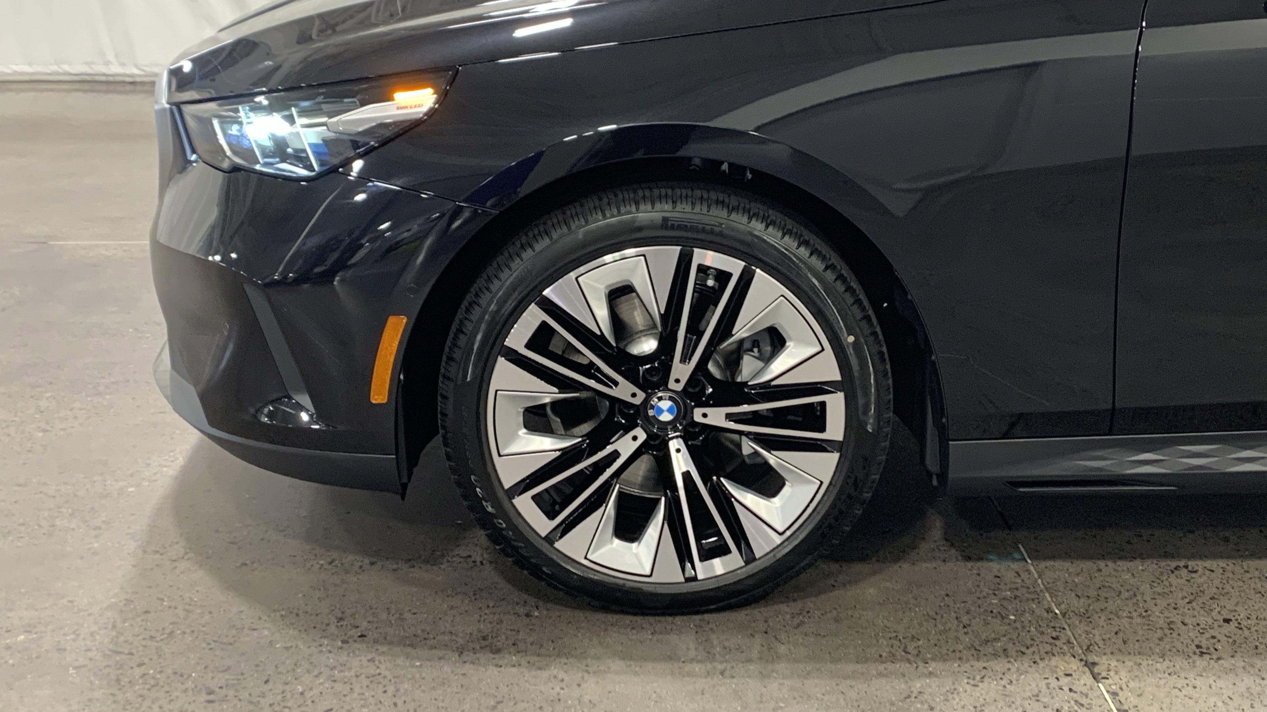 Used 2026 BMW 530i image 10