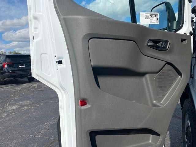 New 2024 Ford Transit 250 Low Roof w/ Load Area Protection Package RWD image 13