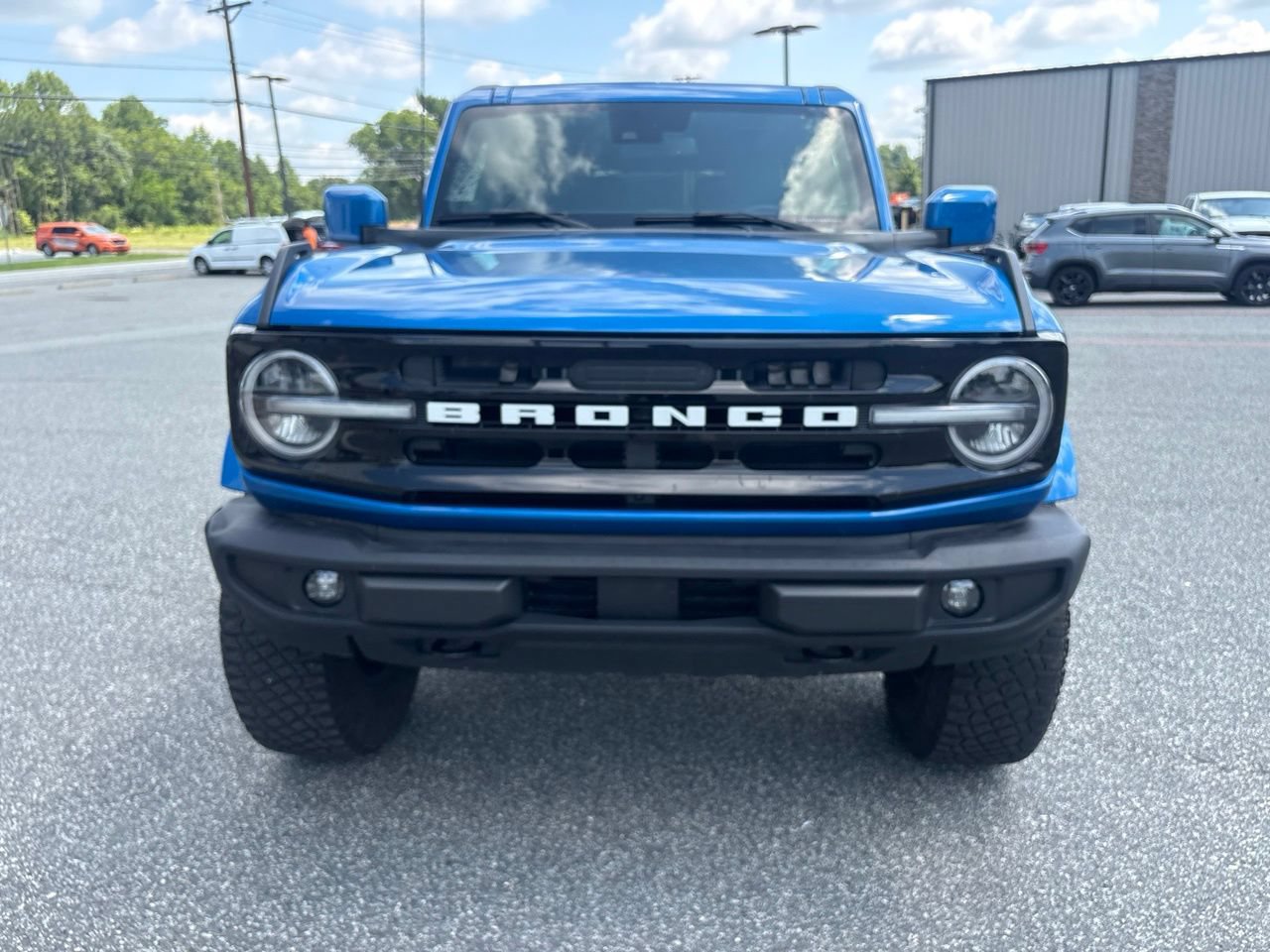 Used 2022 Ford Bronco Outer Banks AWD/4WD image 11