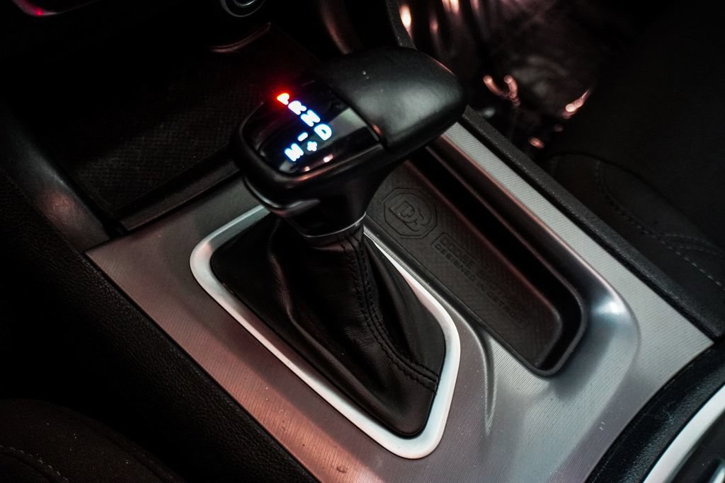 Used 2023 Dodge Charger SXT RWD image 21