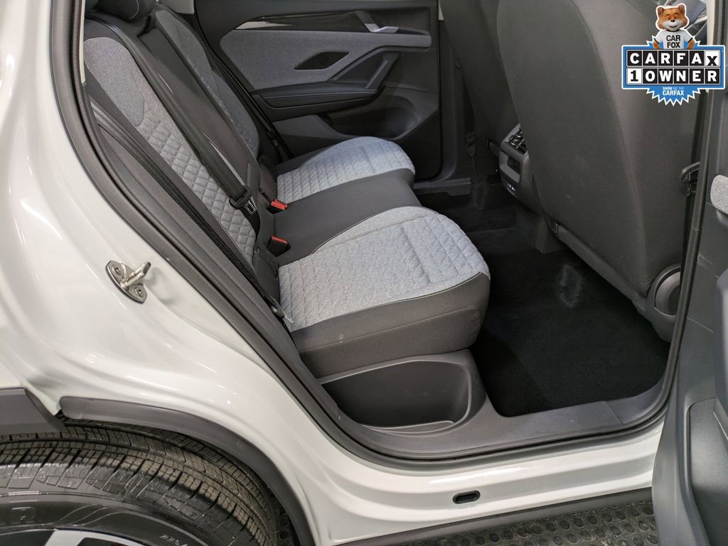 Used 2025 Volkswagen Tiguan S image 27