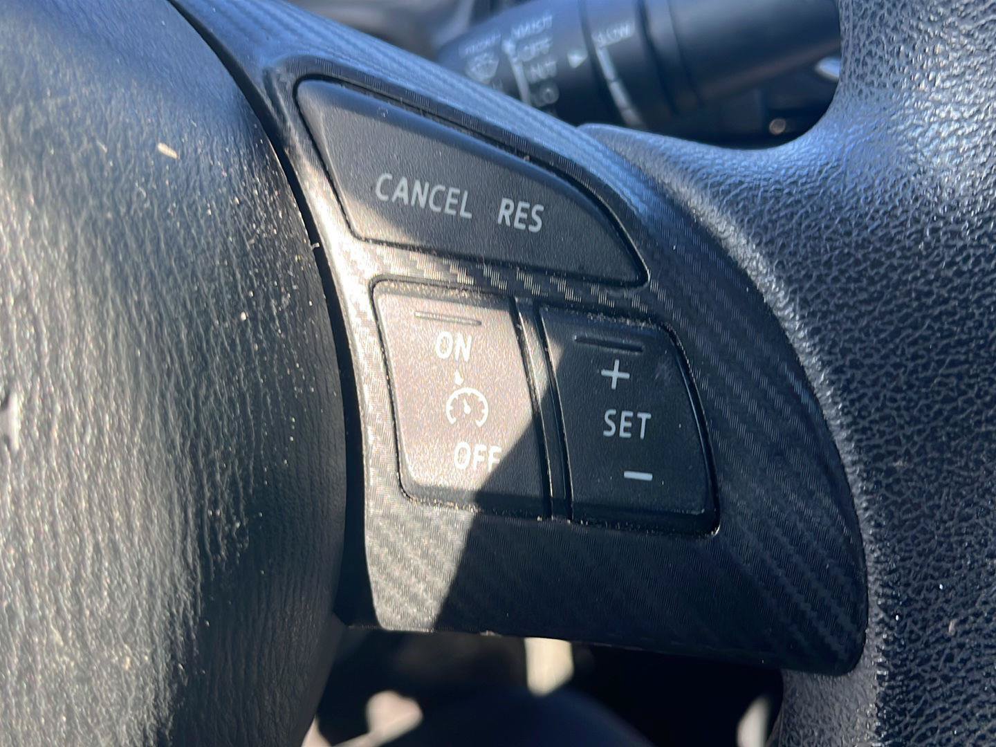 Used 2014 MAZDA MAZDA3 i Sport FWD image 9