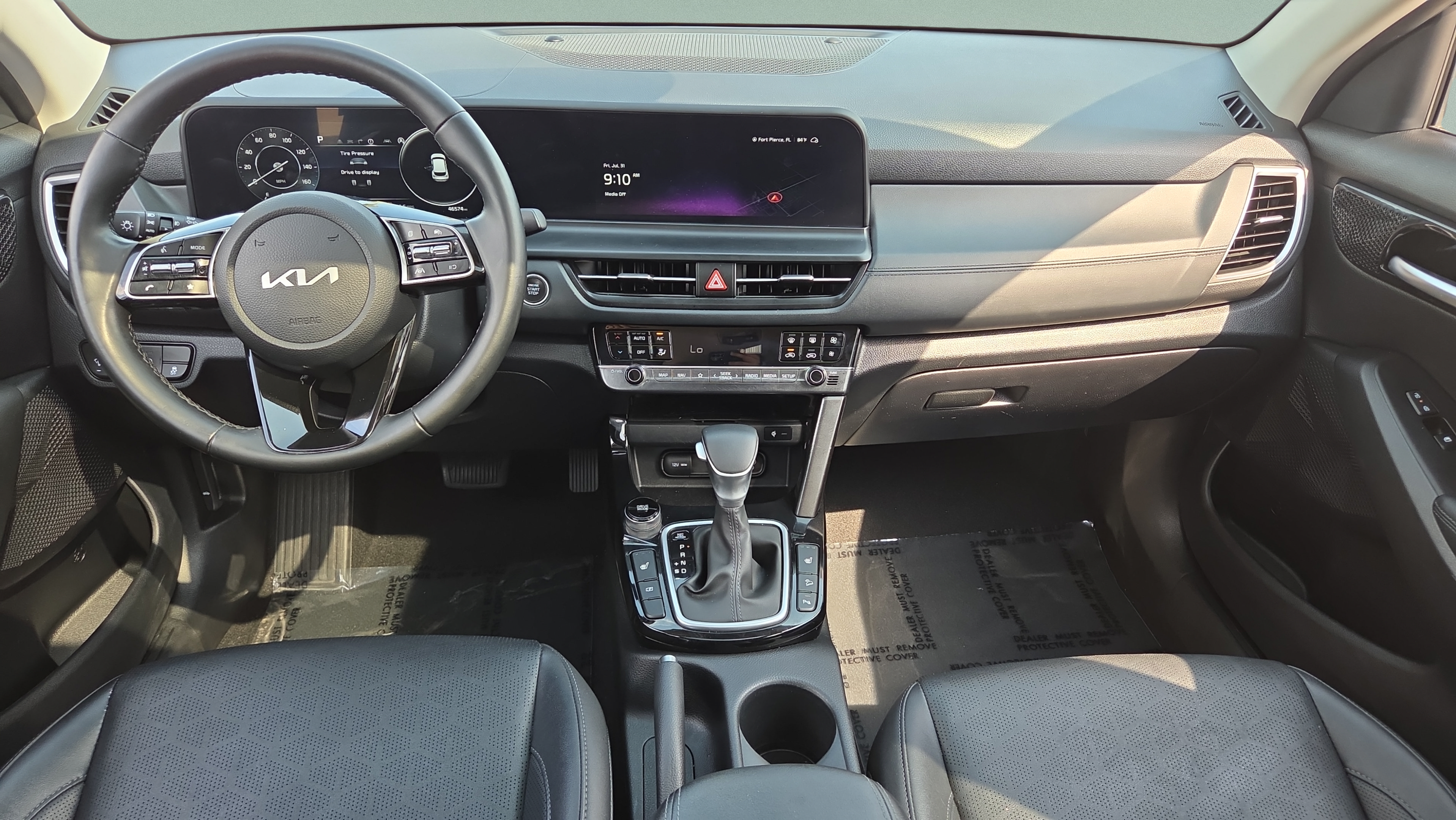 Used 2025 Kia Seltos EX w/ EX Sunroof Package FWD image 13