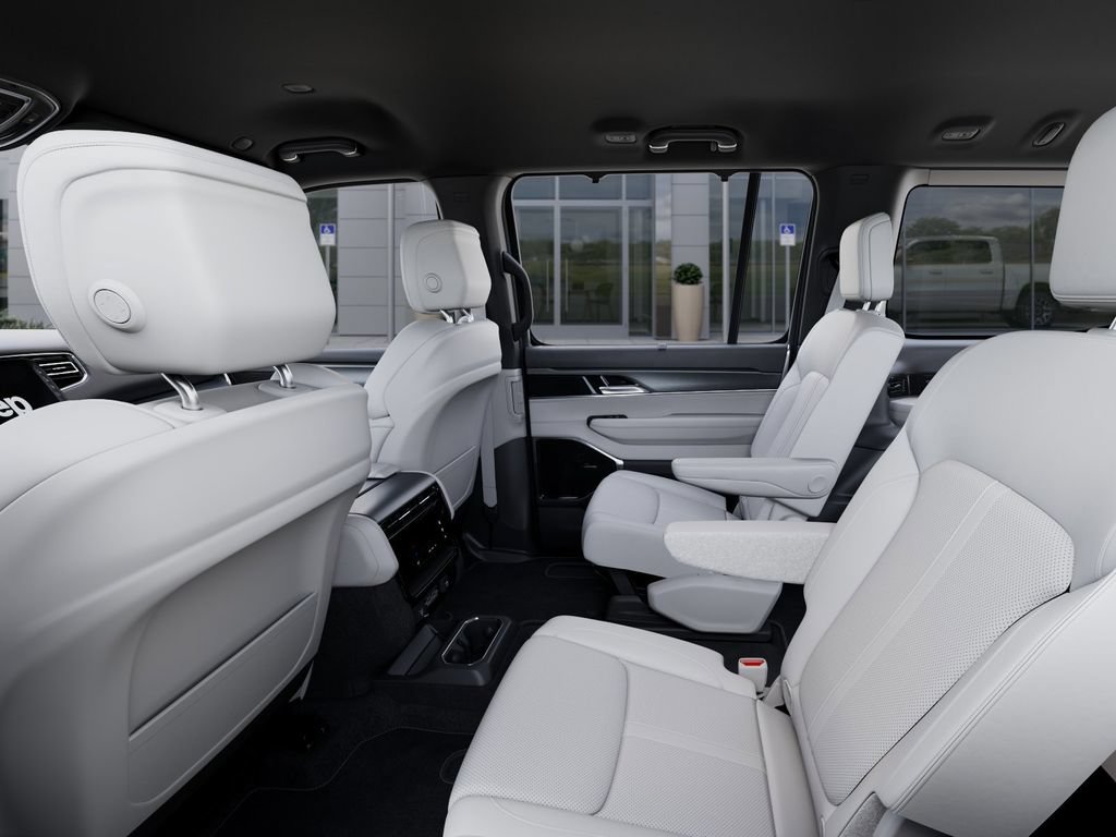 New 2026 Jeep Grand Wagoneer Limited w/ Convenience Group I AWD/4WD image 23