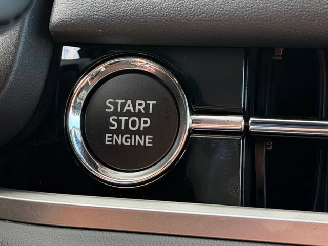 New 2026 Mitsubishi Outlander LE FWD image 26