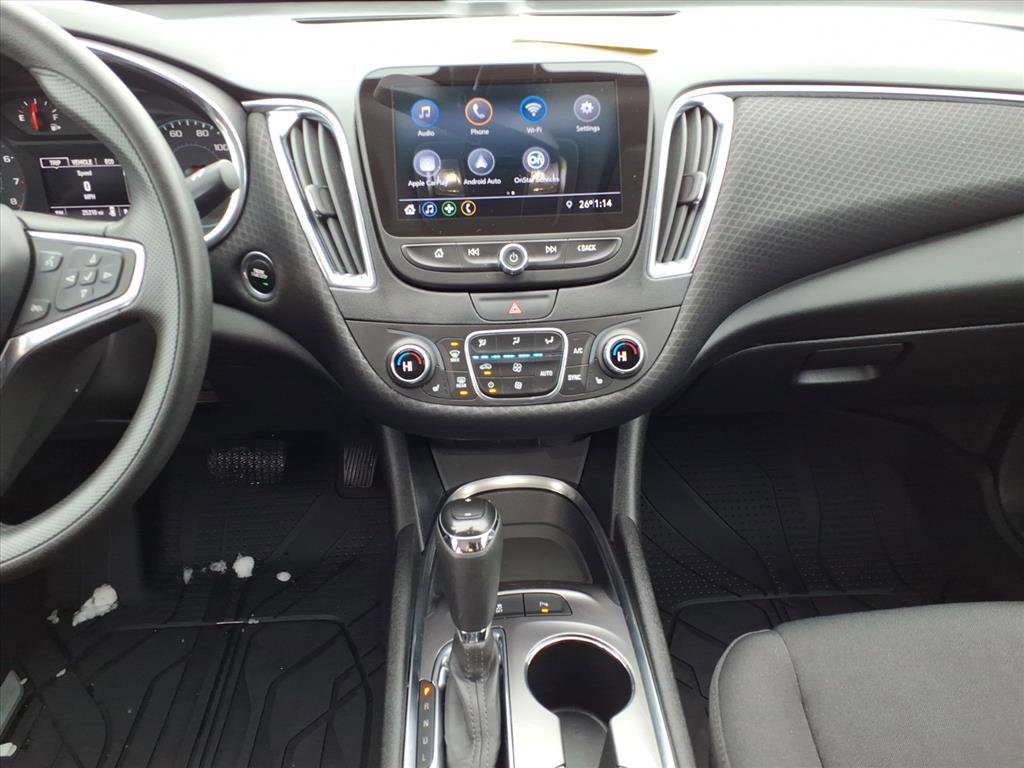 Used 2019 Chevrolet Malibu LT w/ Driver Confidence Package image 13