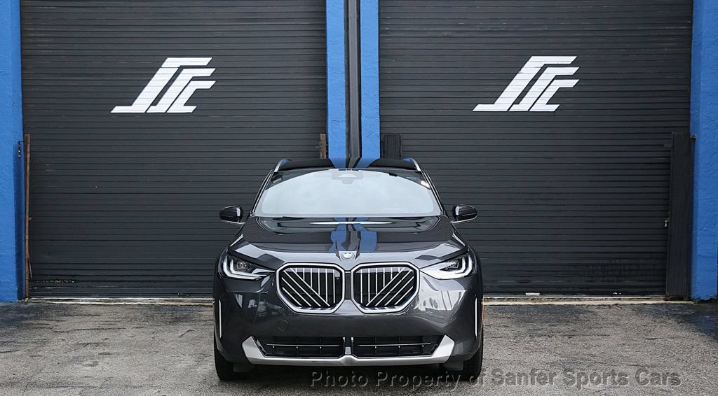 Used 2025 BMW X3 xDrive30i AWD/4WD image 11