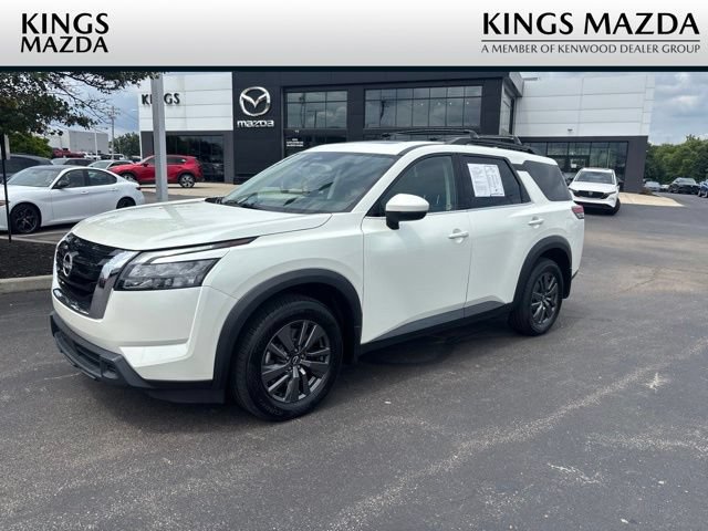 Used 2023 Nissan Pathfinder SV w/ SV Premium Package AWD/4WD image 1