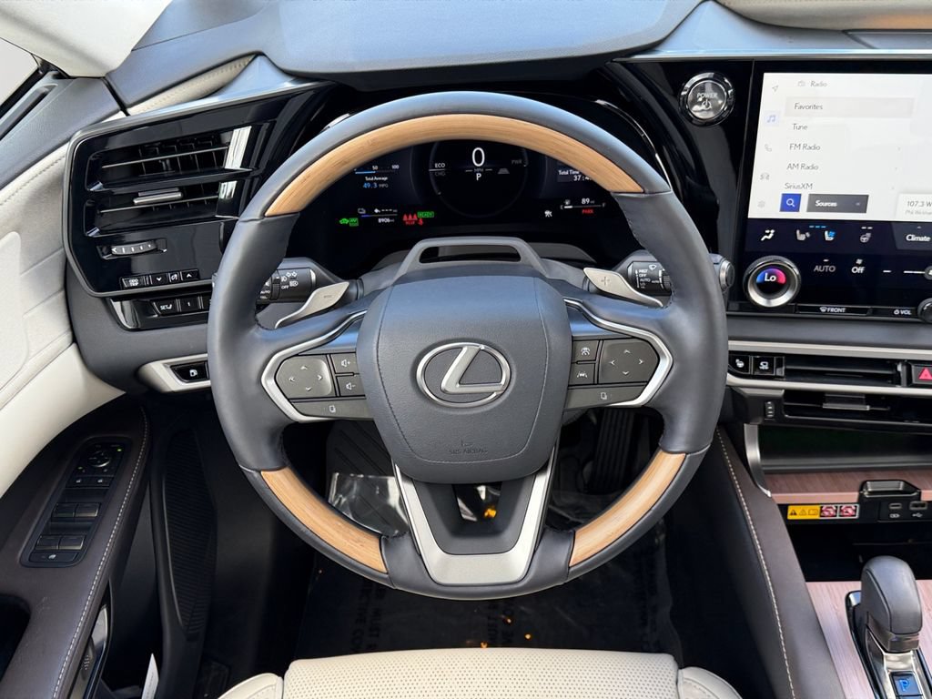 Certified 2025 Lexus RX 450h AWD w/ Convenience Package image 17