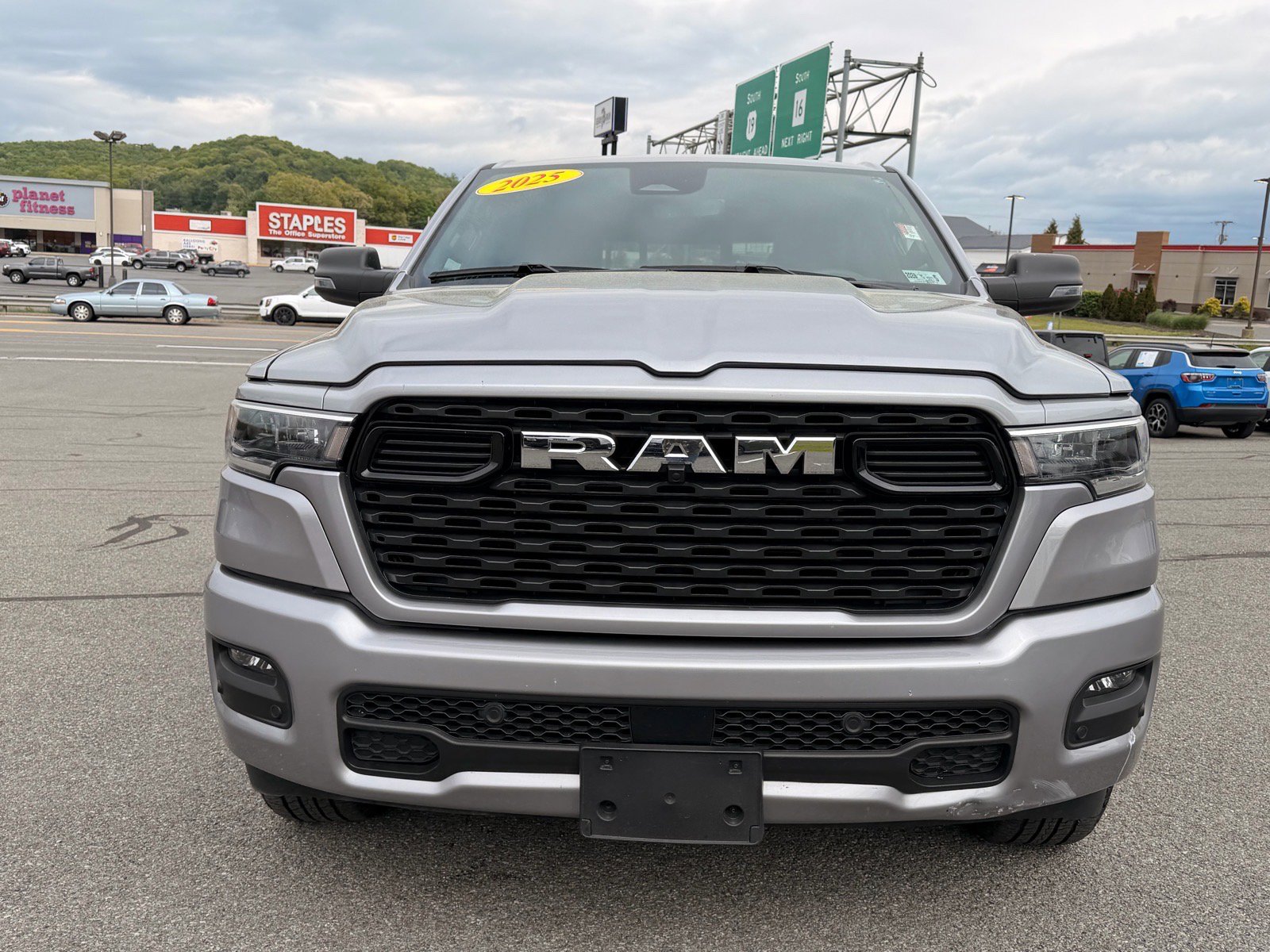 Used 2025 RAM 1500 Big Horn AWD/4WD image 10