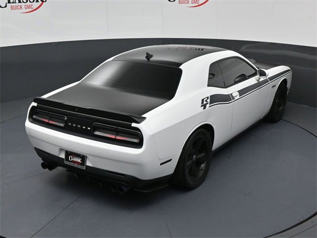 Used 2019 Dodge Challenger R/T w/ Plus Package image 21