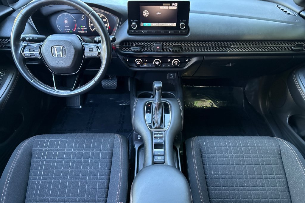 Certified 2025 Honda HR-V Sport image 9
