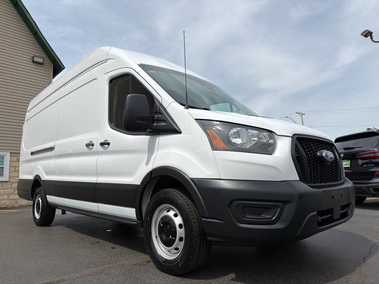 Used 2023 Ford Transit 350 148 High Roof Extended RWD image 4