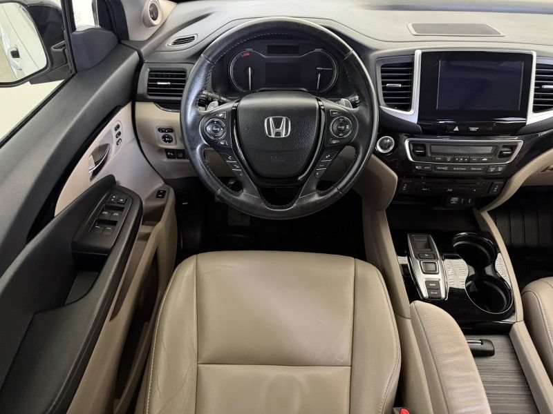 Used 2016 Honda Pilot Touring image 22