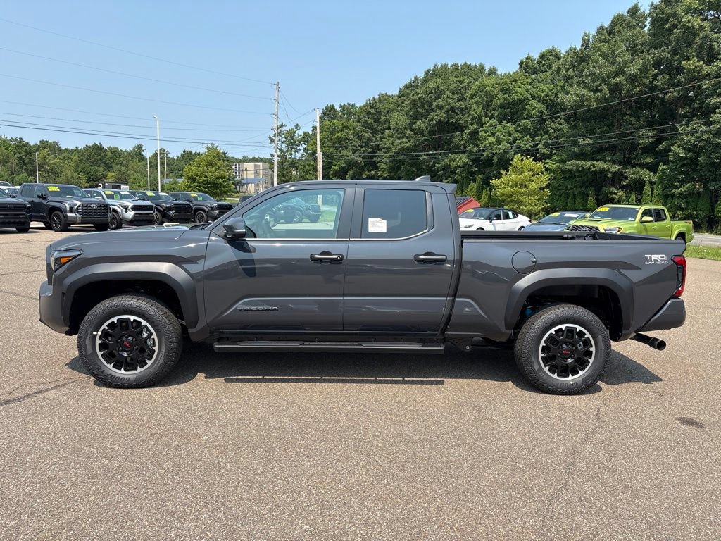 Used 2026 Toyota Tacoma 4x4 Double Cab image 3