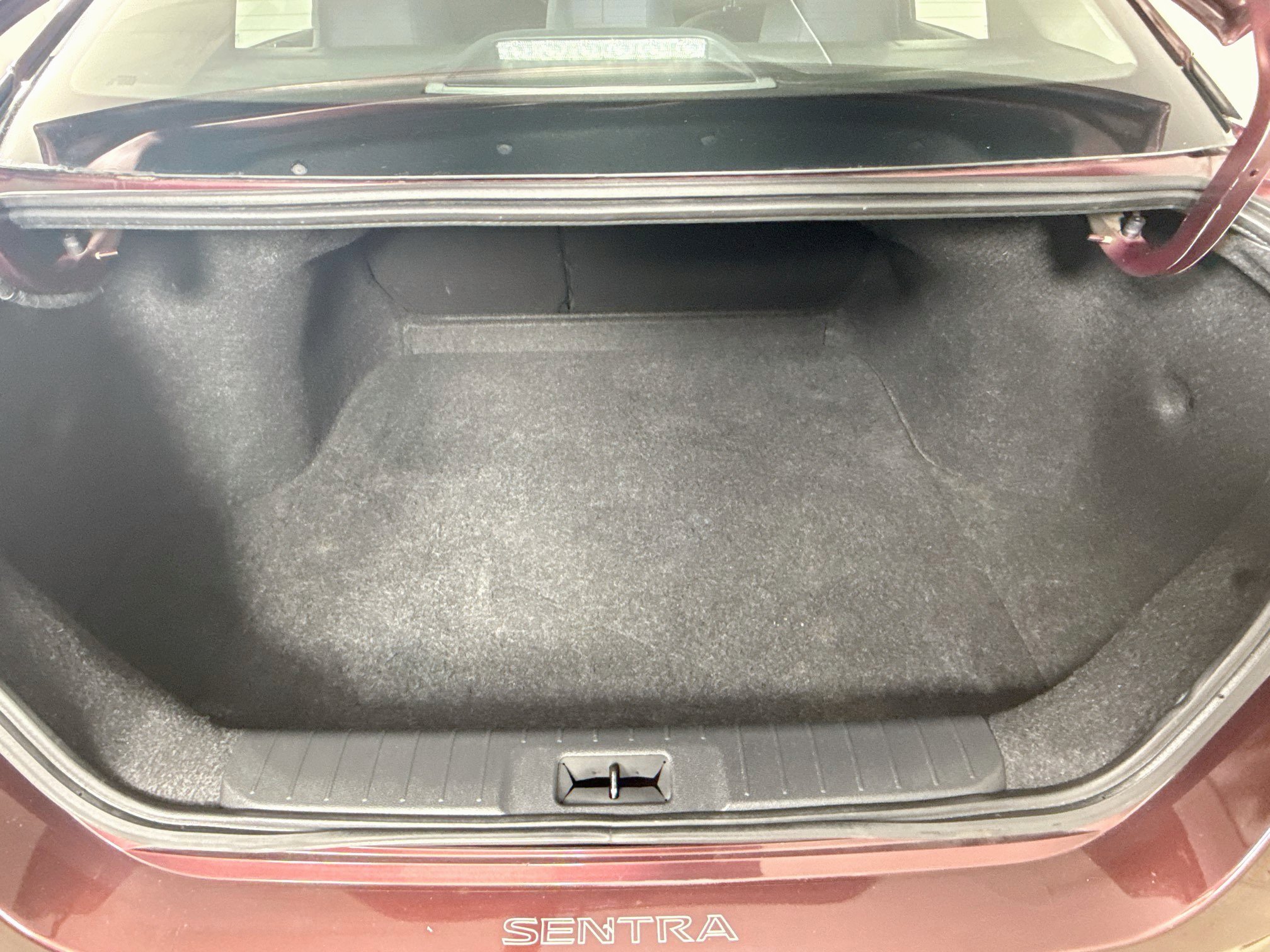 Used 2021 Nissan Sentra SV FWD image 31