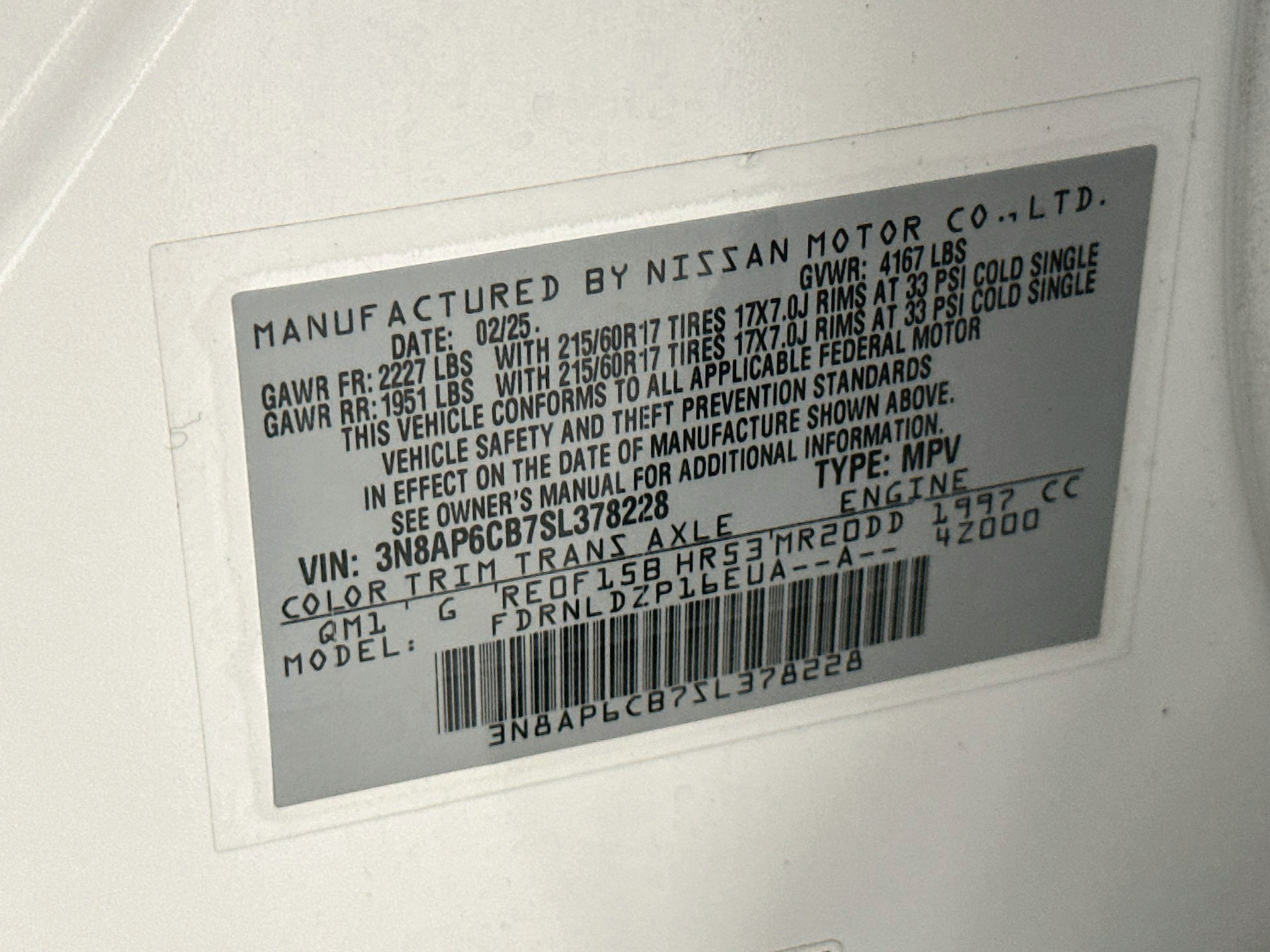 Used 2025 Nissan Kicks SV AWD/4WD image 12