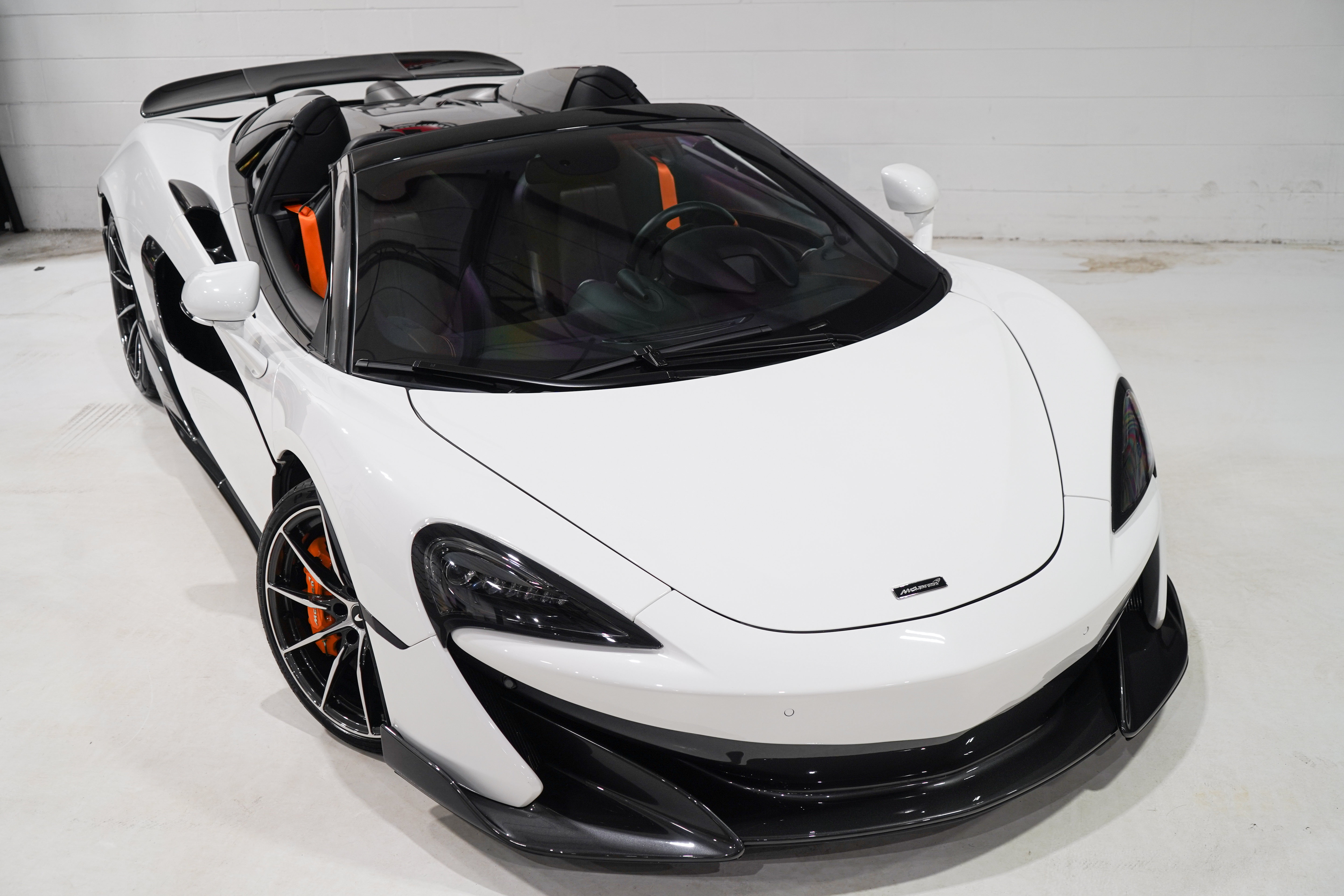 Used 2020 McLaren 600LT Spider RWD image 29