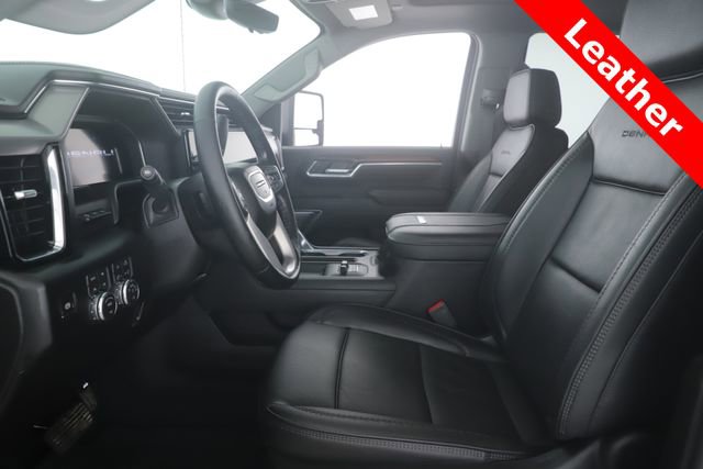 Used 2026 GMC Sierra 2500 Denali w/ Technology Package image 16