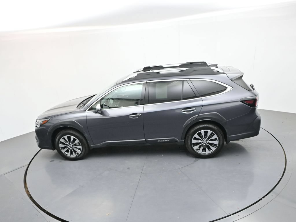 Used 2023 Subaru Outback Touring AWD/4WD image 27