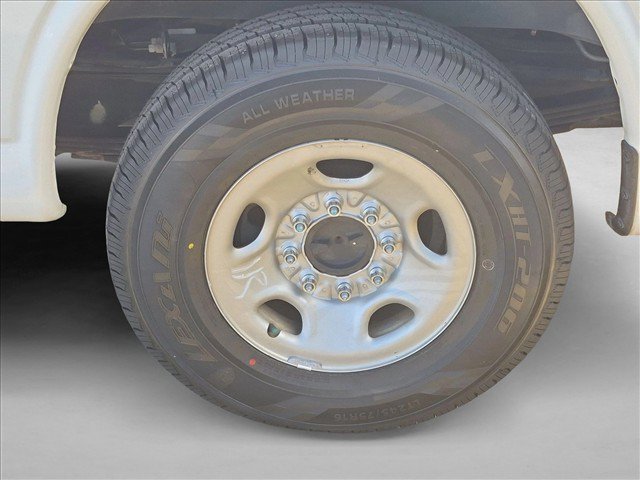 Used 2016 Chevrolet Express 2500 LT w/ LT Preferred Equipment Group RWD image 22
