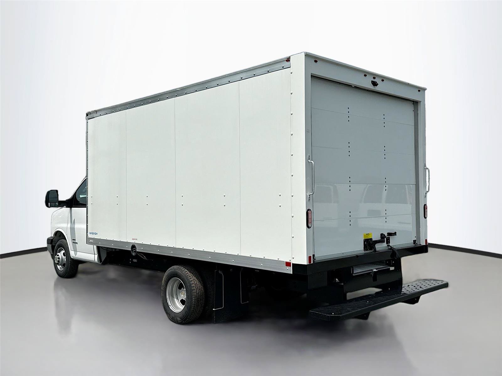 New 2024 Chevrolet Express 4500 w/ Power Convenience Package RWD image 5