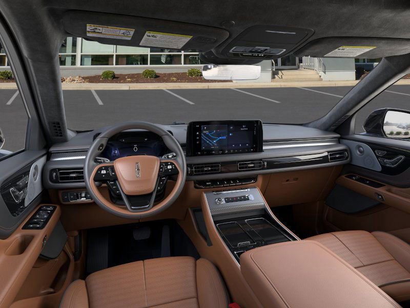 New 2026 Lincoln Aviator Black Label w/ Jet Appearance Package image 9