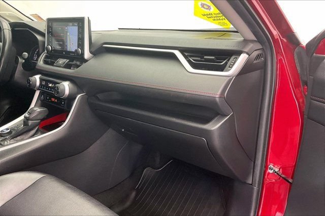 Used 2020 Toyota RAV4 TRD Off-Road AWD/4WD image 15