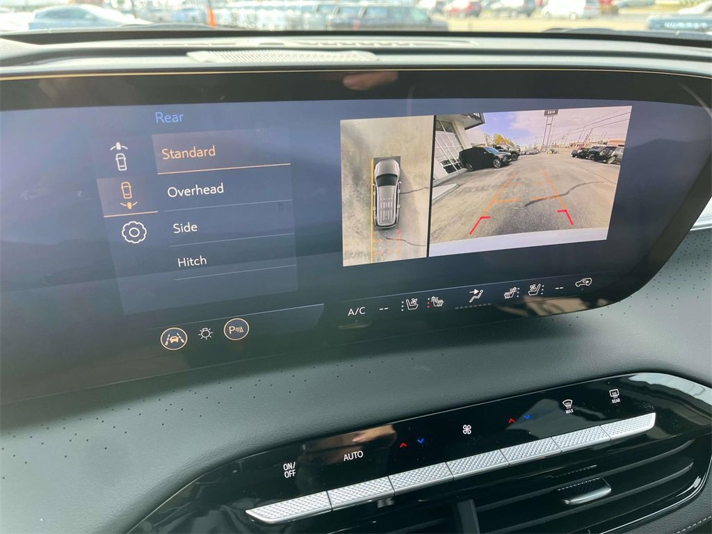 New 2026 Buick Enclave Avenir image 32