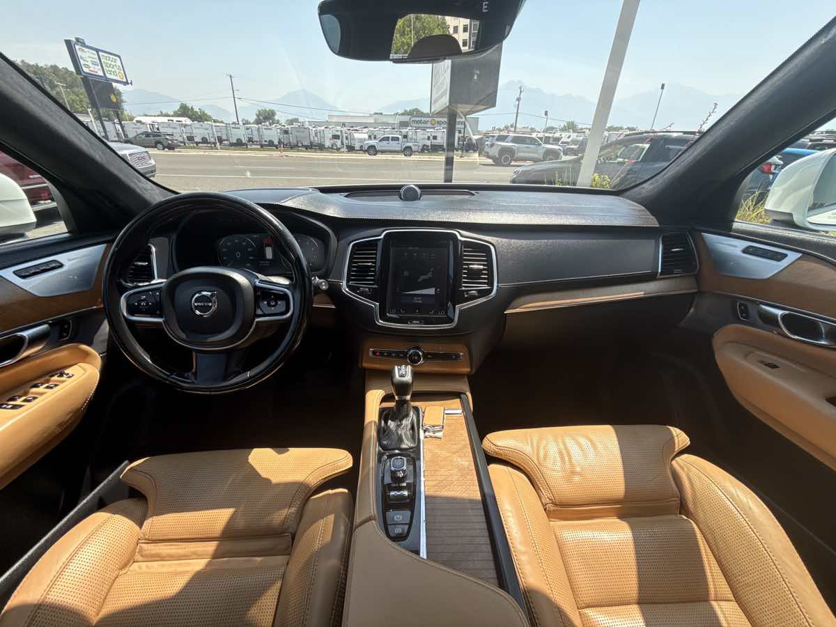Used 2018 Volvo XC90 T6 Inscription w/ Luxury Package AWD/4WD image 18