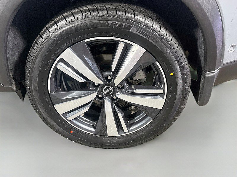 Certified 2023 Nissan Rogue SL w/ SL Premium Package AWD/4WD image 32