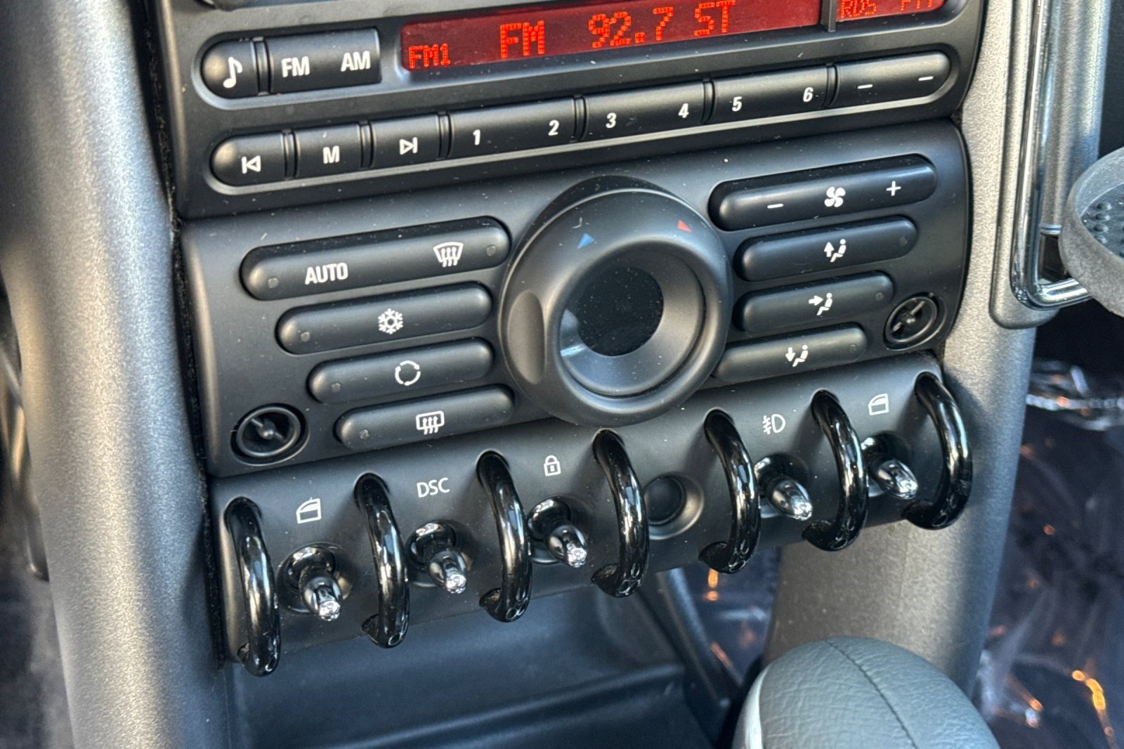 Used 2005 MINI Cooper S FWD image 16