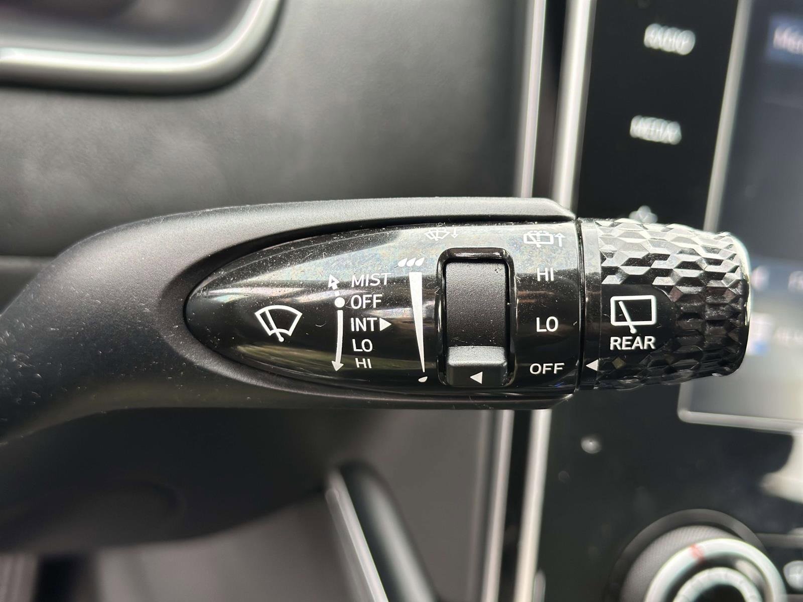 Used 2023 Hyundai Tucson SE image 16