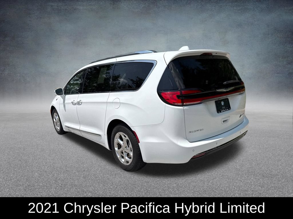 Used 2021 Chrysler Pacifica Limited w/ Uconnect Theater Family Group FWD image 4
