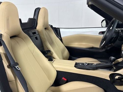 New 2026 MAZDA MX-5 Miata Grand Touring w/ Appearance Package RWD image 16